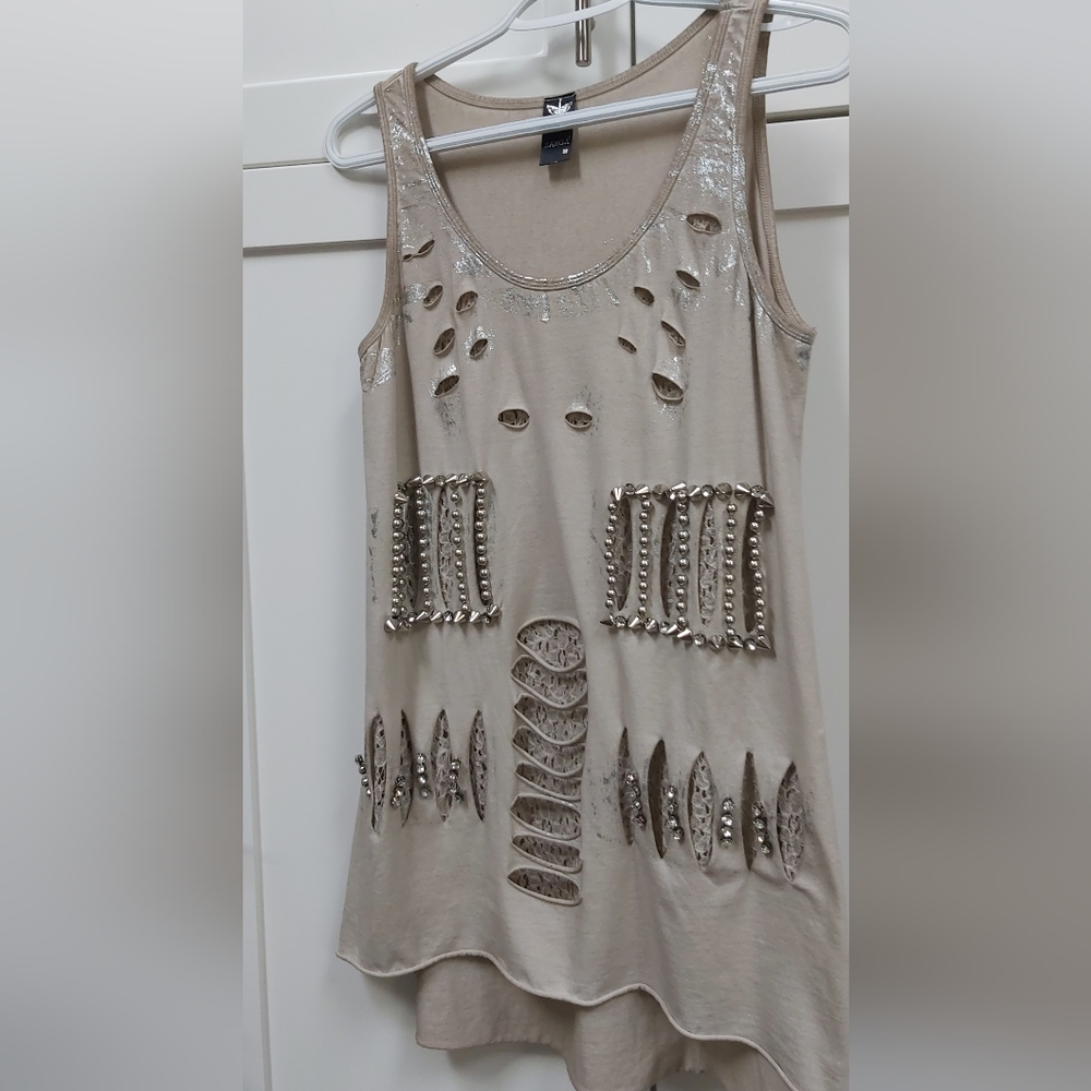 ZARGA distressed edgy top